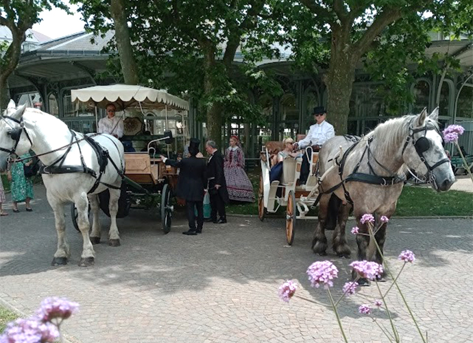 Fêtes Napoléon III en calèche
